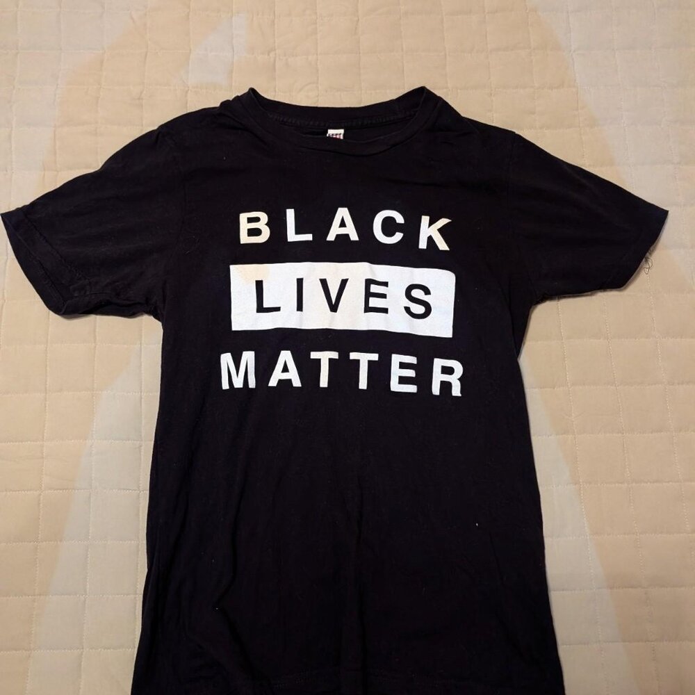 Black Lives Matter Tee